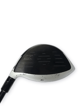 TaylorMade R11 10.5 Degree Driver Fujikura Blur 60 R Shaft Golf Pride Tour Velvet Grip Right image 2