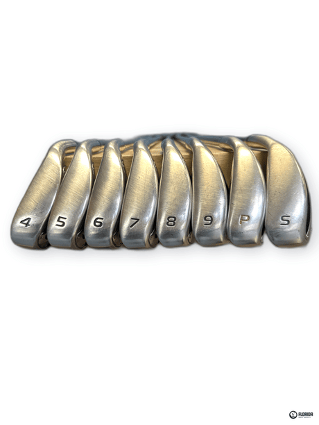 Nike Slingshot Iron Set Nike Graphite Design Regular Shaft Nike Stock Grip Right image 7
