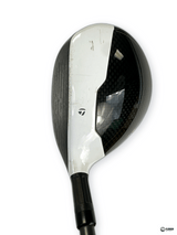 TaylorMade M2 5 Fairway Wood 18 Degree Fairway Wood Reax 55 R Regular Flex Shaft Golf Pride Tour Wrap Grip Right