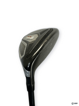TaylorMade M6 Rescue 19 Degree Hybrid Fujikura Atmos 6 R Shaft Lamkin Grip Right